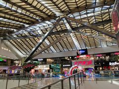 -新田360广场(上海华侨城店)