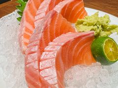 三文鱼鱼腩-筱田の食堂·izakaya(淮海中路店)