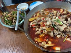 -昱龙大盆牛蛙馆(三兴街总店)