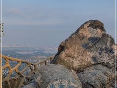 -鬼笑石后山停车场