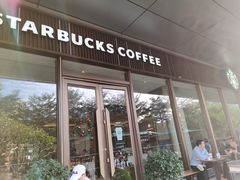 门面-星巴克臻选(深圳龙华红山天虹店)