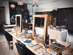 -肆兮眼镜·蔡司·徕卡战略合作店(大坪店)