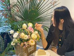 -Fridi Patisserie Cafe