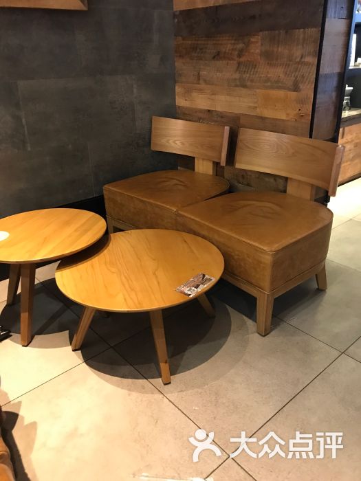 星巴克(嘉定百联店)图片 第41张