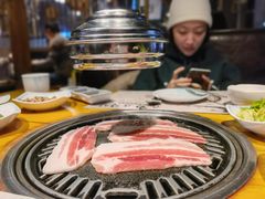 -唯成•韩国炭火烤肉 유성고기