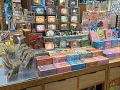 -猫的天空之城概念书店(杭州南宋御街店)