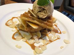 -查特花园美食广场(西单大悦城店)