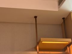 -维也纳酒店(苏州东方之门金鸡湖店)