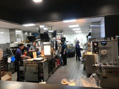 -麦当劳(伟城广场店)