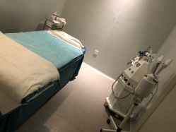 -苑苑vbeauty科技美容SPA