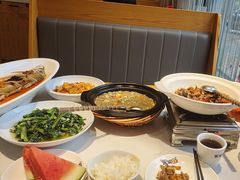 -饭橘汉江码头·乡野土菜馆(静安路店)