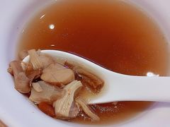 姬松茸鸡汤-美颐美·鲍汁排骨饭(龙华百佳华店)