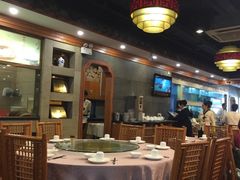 -围龙屋客家食府(福田店)