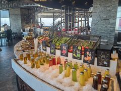 -锦厨国际自助餐厅 · 云端景观 (昆明索菲特大酒店)