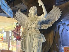 -暴风岛沉浸式体验馆(百联世纪店)