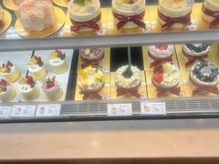 -花花卷卷·鲜食蛋糕(静安久光百货店)