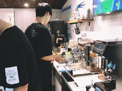 -Double cafe