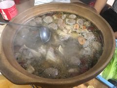 -威邵鸡煲(西华路总店)