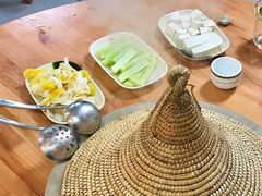 鸡油菌-云南野生菌石锅鱼石锅鸡(大金塔店)