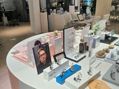 -巴黎三城(百联南方购物中心店)