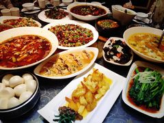 -舌尖上的食缘花园主题餐厅