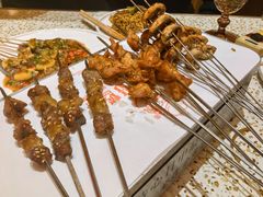 -小董哥烤串·爆汁大油边(故宫店)