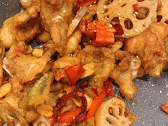 香锅牛蛙-荷塘秋月·本帮江浙菜(国权路店)