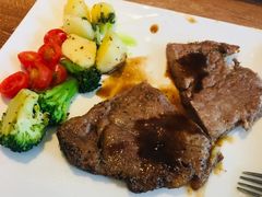 甄选嫩肩牛排-必胜客(苏州中心店)