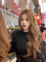 -IU潮牌·SALON