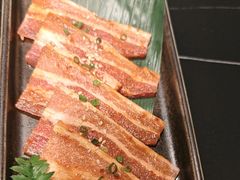 -山川小町·极番烧肉(新地假日广场店)