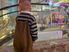 -奎屯友好时尚购物中心