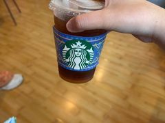 -星巴克(南宁民歌湖店)