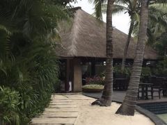 -三亚湾海居铂尔曼度假酒店