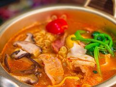 -明洞阿姨·韩式酱蟹烤肉·创意料理(三元桥店)