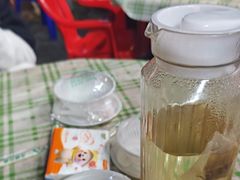 -老街烧烤大排档·地道湖北菜·龙虾馆(汉口火车站店)