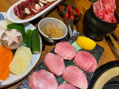 -炼火烤肉店