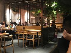 大堂-管氏翅吧(马家堡店)