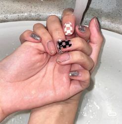 -1T·1M 日式美甲美睫