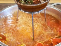 酸汤牛肉锅-侯家庄阿才有品私房菜馆