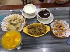 -黄师奶甜品店