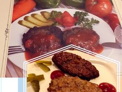 俄式煎肉饼-露西亚咖啡西餐厅(哈尔滨俄侨纪念馆店)