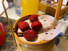 荔枝虾球-卢大鲜鱼头捞饭(美利广场店)
