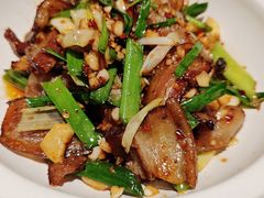 大蒜苗炒腊肉-兰湘子·湘菜小炒(崂山丽达店)
