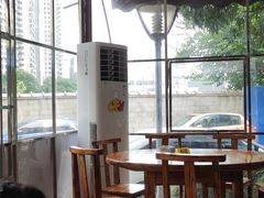 靠窗位-龙上水现炒生料(柳沙店)