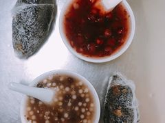 -芳婆糕团店(王府大街店)