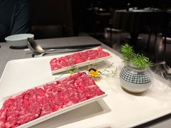 -左庭右院鲜牛肉火锅黑金店(陆家嘴中心店)