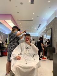 -TONI&GUY
