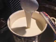 酸奶-新疆风味冷水鱼庄(友谊峰路店)