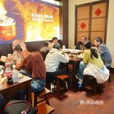 结果被街边的一家小店吸引了#小荷园乡野湖北菜