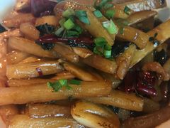 -坛宗剁椒鱼头(河西王府井店)